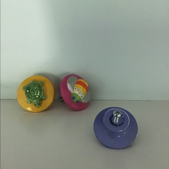 Drawer pulls/knobs - Picture 3 of 3